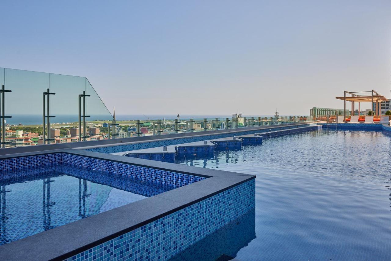 Lotte City Hotel Чеджудо Экстерьер фото
